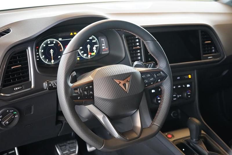 Neu Cupra Ateca 150 PS (110 kW) 2026 Mittelgrau  metallic SUV