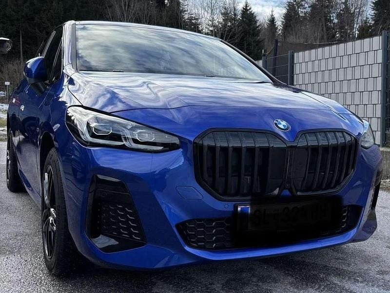 Gebraucht BMW 218 Luxury Line 150 PS (110 kW) 2024 Blau Kombi