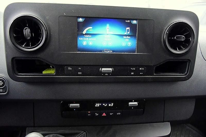 Gebraucht Mercedes Sprinter 143 PS (105 kW) 2021 Weiß Van