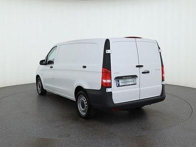 Gebraucht Mercedes Vito 102 PS (75 kW) 2024 Arktikweiß Van