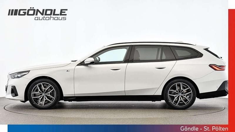 Gebraucht BMW 520 Efficient Dynamics 197 PS (144 kW) 2024 Weiß Kombi