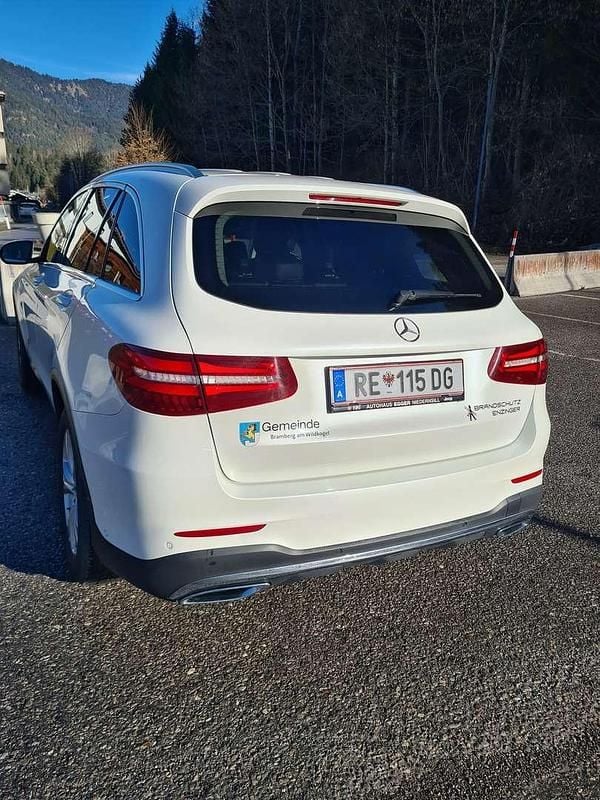 Gebraucht Mercedes GLC220 170 PS (125 kW) 2017 Weiß SUV