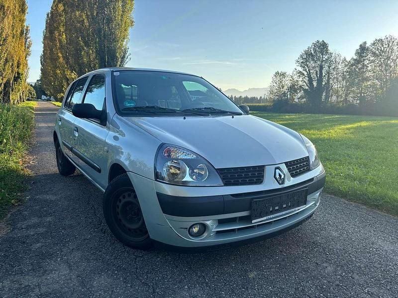 Gebraucht Renault Clio II 75 PS (55 kW) 2002 Grau Kleinwagen