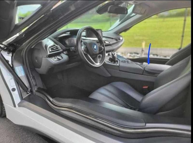 Gebraucht BMW i8 231 PS (169 kW) 2015 Weiß Coupé