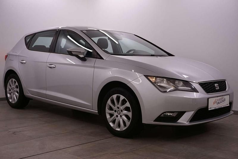 Grau Gebraucht 2013 Seat Leon Style Kleinwagen | € 8.990 (Fairer Preis) - Bild 1/4