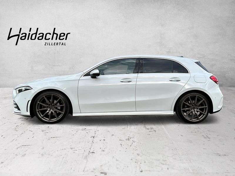 Gebraucht Mercedes A200 AMG line 150 PS (110 kW) 2020 Weiß Limousine
