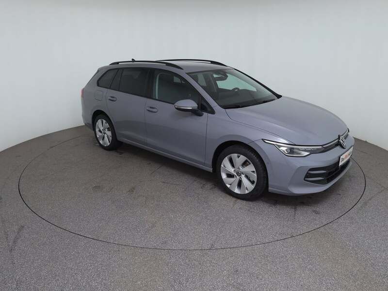 Gebraucht VW Golf VIII Business 116 PS (85 kW) 2025 Mittelgrau  normal Kombi