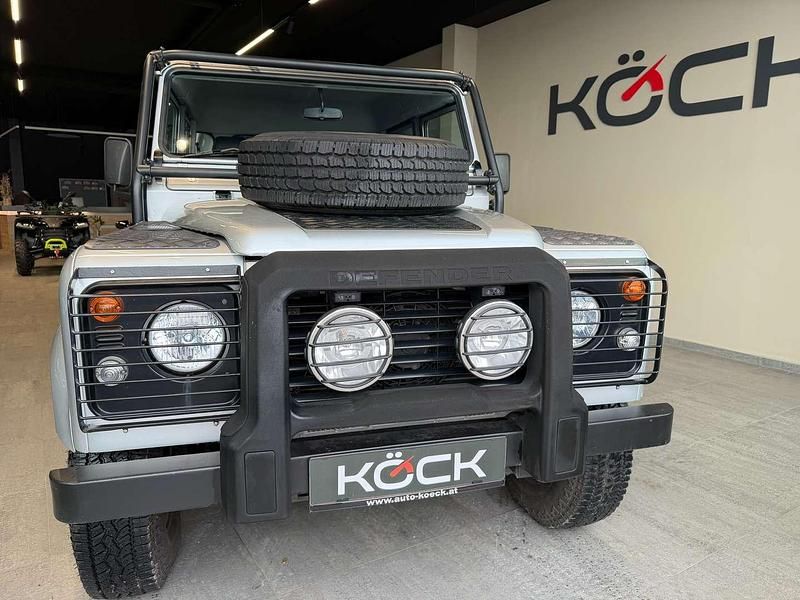 Gebraucht Land Rover Defender 122 PS (89 kW) 2006 Silber SUV
