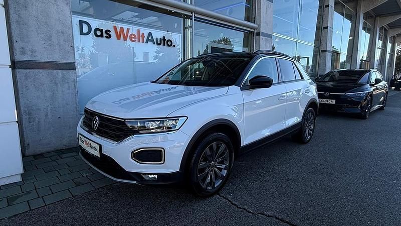 Weiss normal Gebraucht 2021 VW T-Roc Design SUV | € 21.900 (Fairer Preis) - Bild 1/4