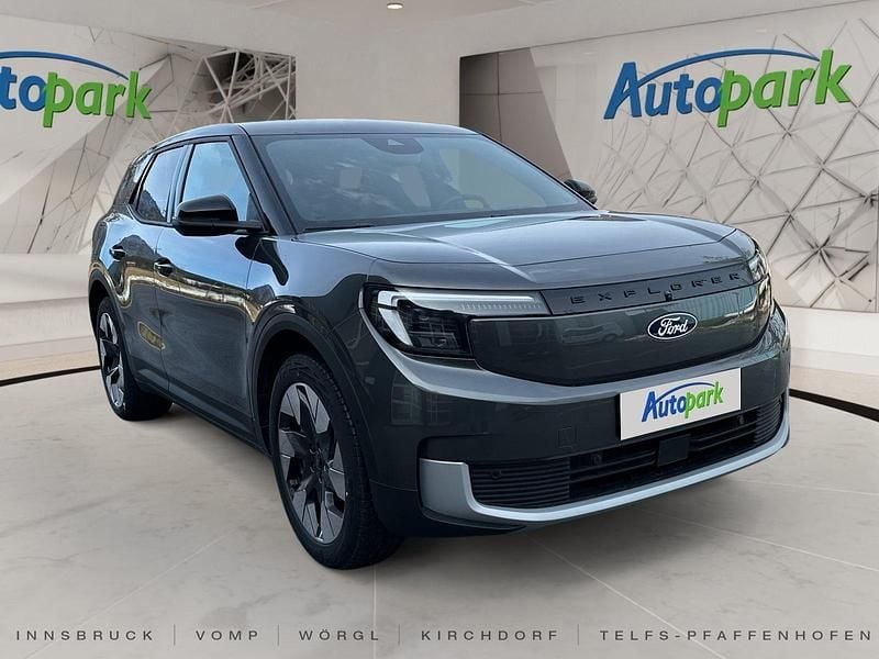 Neu Ford Explorer Extended Range 210 kW (286 PS) 2026 Grau SUV