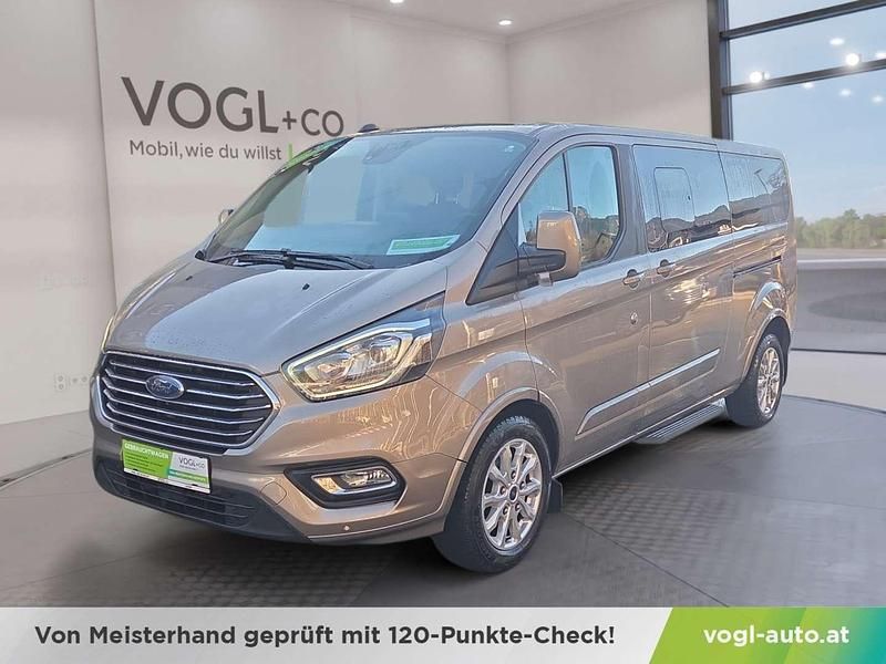 Gebraucht Ford Transit Tourneo 131 PS (96 kW) 2021 Grau Van / Kleinbus