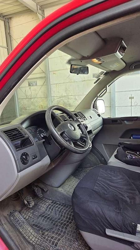 Gebraucht VW T5 103 PS (75 kW) 2008 Rot Van