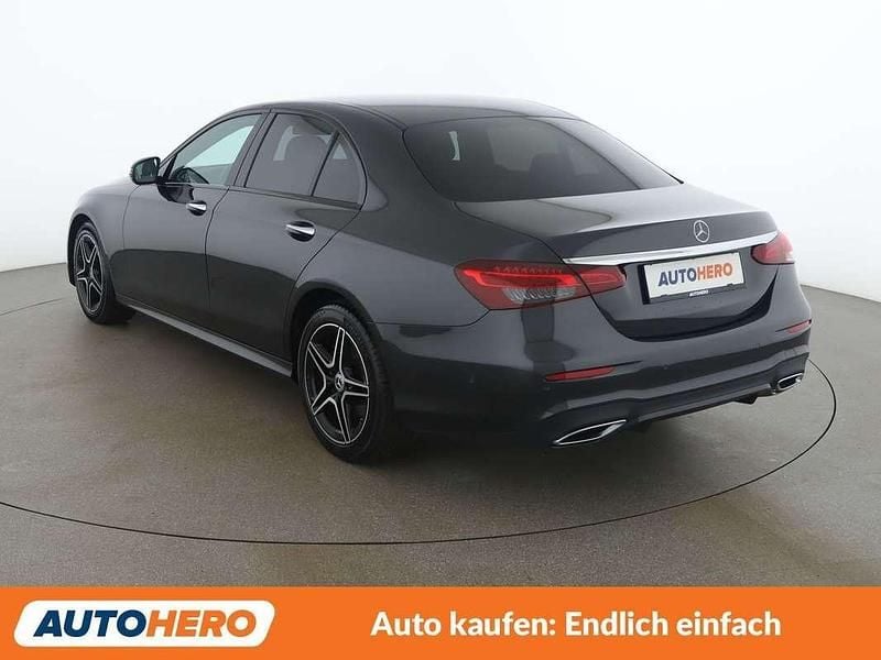 Gebraucht Mercedes E220 AMG line 194 PS (142 kW) 2022 Grau Limousine