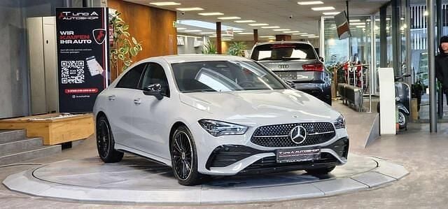 Gebraucht Mercedes CLA180 Premium 116 PS (85 kW) 2025 Grau Limousine