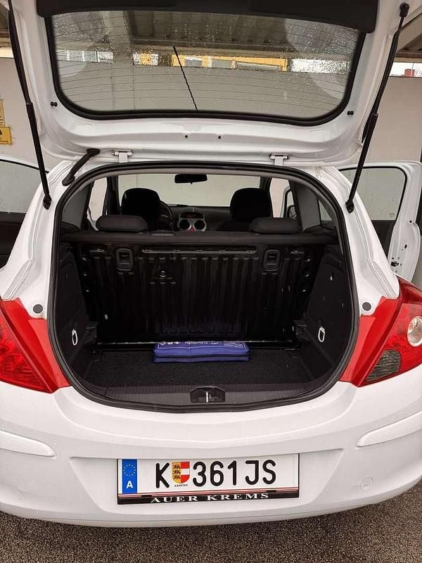 Gebraucht Opel Corsa Selection 69 PS (50 kW) 2014 Kleinwagen