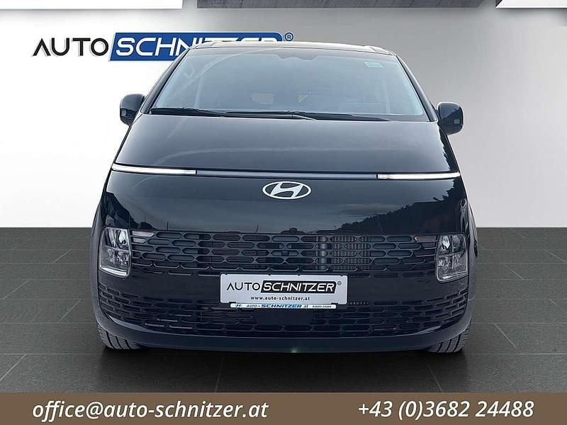 Neu Hyundai Staria 160 PS (117 kW) 2025 Schwarz Van / Kleinbus