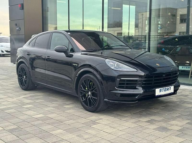 Schwarz Gebraucht 2021 Porsche Cayenne SUV | € 79.990 (Etwas zu teuer) - Bild 1/4