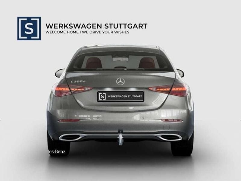 Gebraucht Mercedes C300 Avantgarde 265 PS (194 kW) 2022 Silber Limousine