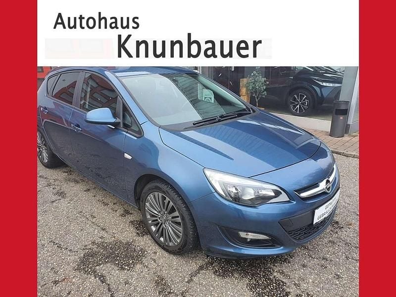 Blau Gebraucht 2014 Opel Astra Edition Limousine | € 7.490 (Etwas zu teuer) - Bild 1/4