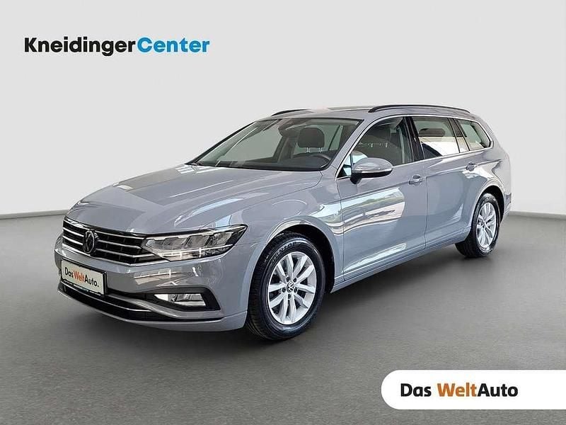 Mittelgrau normal Gebraucht 2023 VW Passat Business Kombi | € 25.490 (Fairer Preis) - Bild 1/4