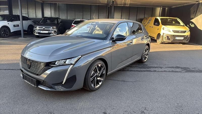 Grau Neu 2025 Peugeot 308 Allure Kleinwagen | € 28.520 (Fairer Preis) - Bild 1/4