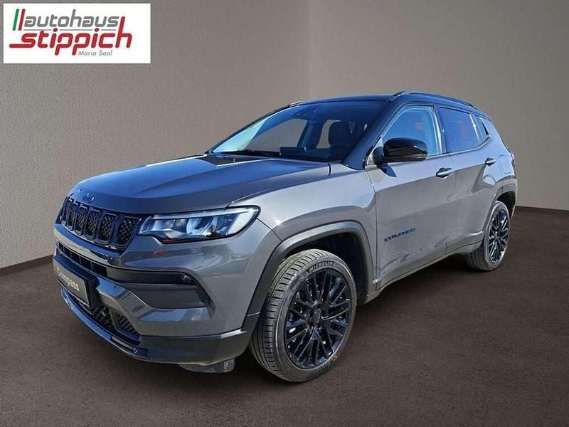 Gebraucht Jeep Compass Night Eagle 190 PS (139 kW) 2023 Grau SUV