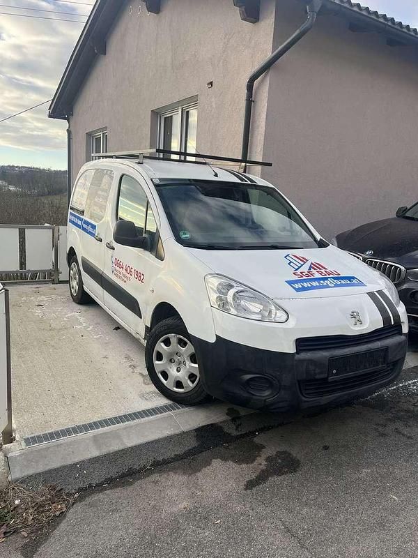 Gebraucht Peugeot TePee Access 75 PS (55 kW) 2013 Kombi