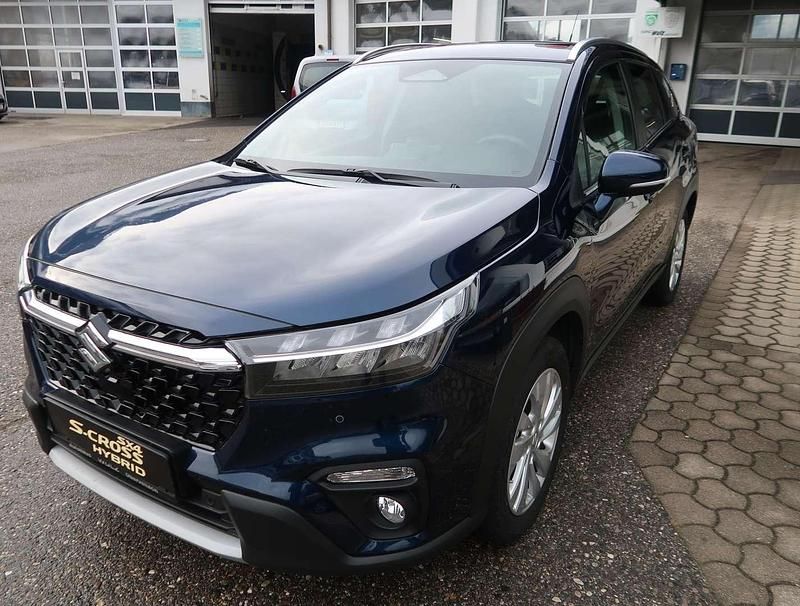 Gebraucht Suzuki SX4 S-Cross 129 PS (94 kW) 2025 Blau SUV