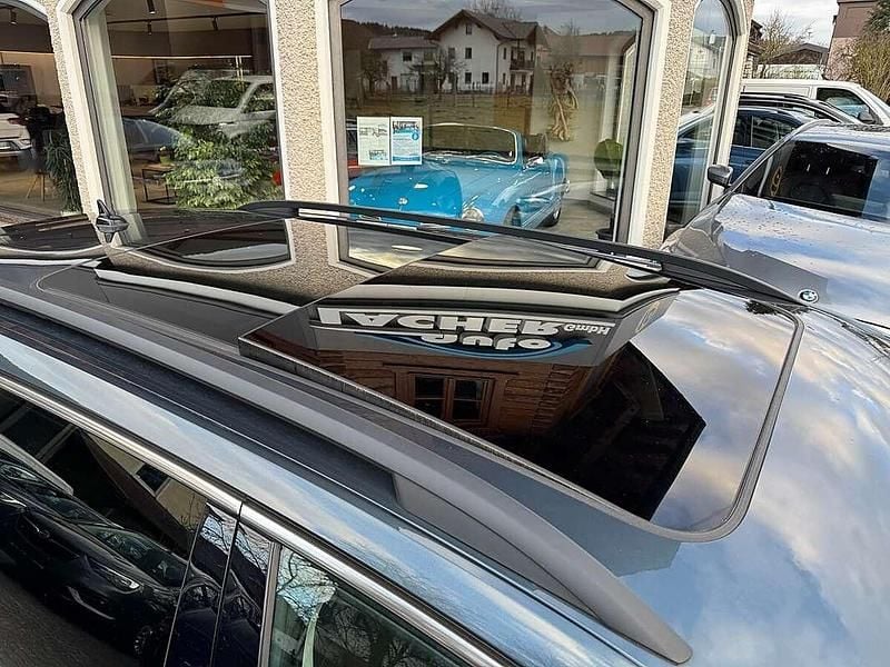 Gebraucht Skoda Superb Style 122 PS (89 kW) 2022 Grau Kombi