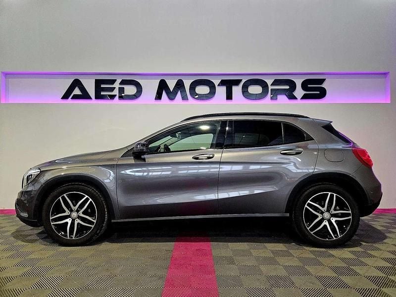 Gebraucht Mercedes GLA220 170 PS (125 kW) 2014 Grau SUV