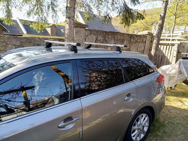 Gebraucht 2014 Toyota Auris Comfort Kombi | € 9.800 (Fairer Preis) - Bild 1/4