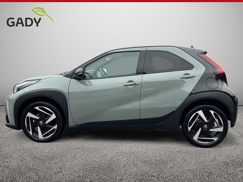 Neu Toyota Aygo X Lounge 92 PS (67 kW) 2026 SUV