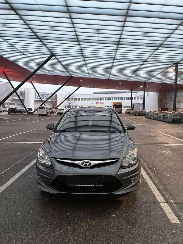 Gebraucht 2010 Hyundai i30 Kombi | € 3.100 (Superpreis) - Bild 1/4