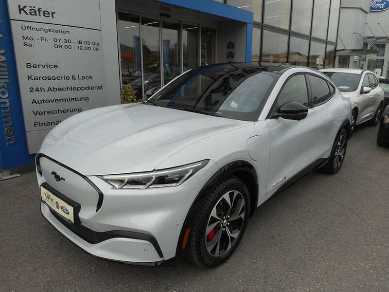 Schwarz Gebraucht 2023 Ford Mustang Mach-E Premium SUV | € 52.000 - Bild 1/4