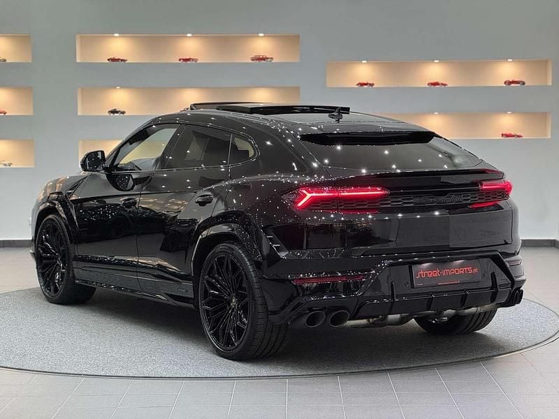 Neu Lamborghini Urus 799 PS (587 kW) 2025 Schwarz SUV