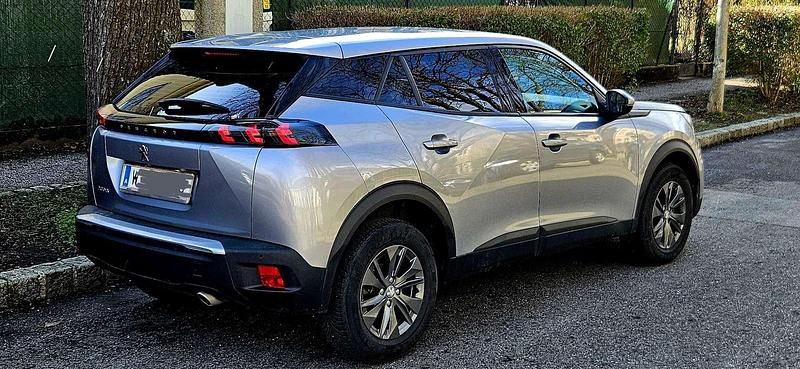 Gebraucht Peugeot 2008 Active 110 PS (80 kW) 2021 SUV