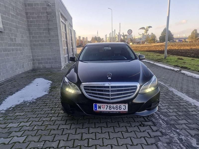 Gebraucht Mercedes E200 Elegance 136 PS (100 kW) 2013 Limousine