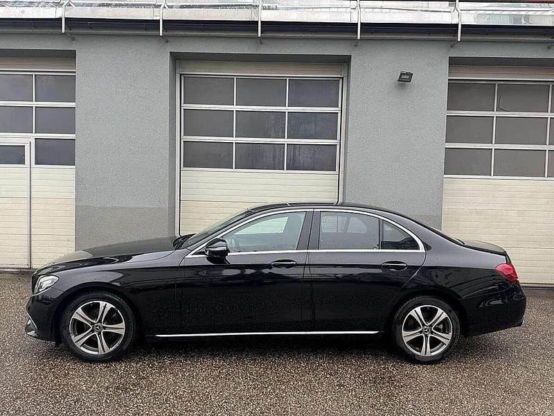 Gebraucht Mercedes E200 150 PS (110 kW) 2019 Schwarz Limousine