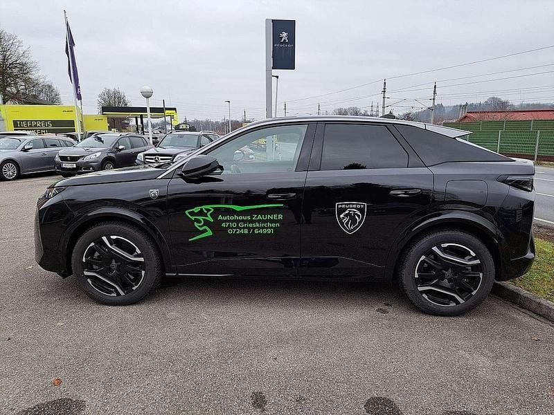 Gebraucht Peugeot e-3008 156 kW (213 PS) 2024 Schwarz SUV