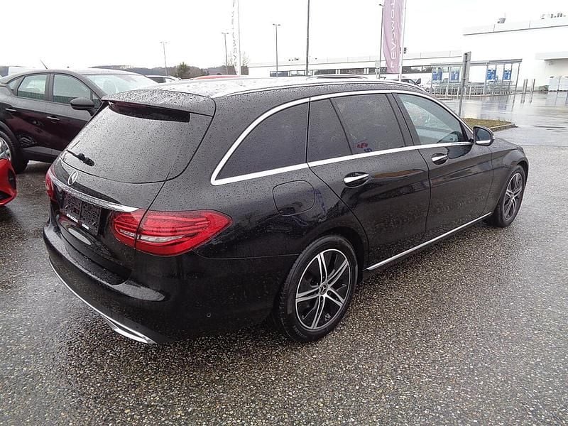 Gebraucht Mercedes C300 245 PS (180 kW) 2020 Schwarz Kombi