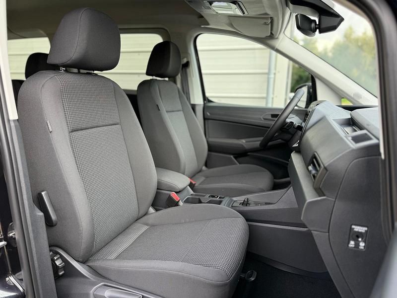 Neu VW Caddy Maxi 122 PS (89 kW) 2025 Grau Van / Kleinbus