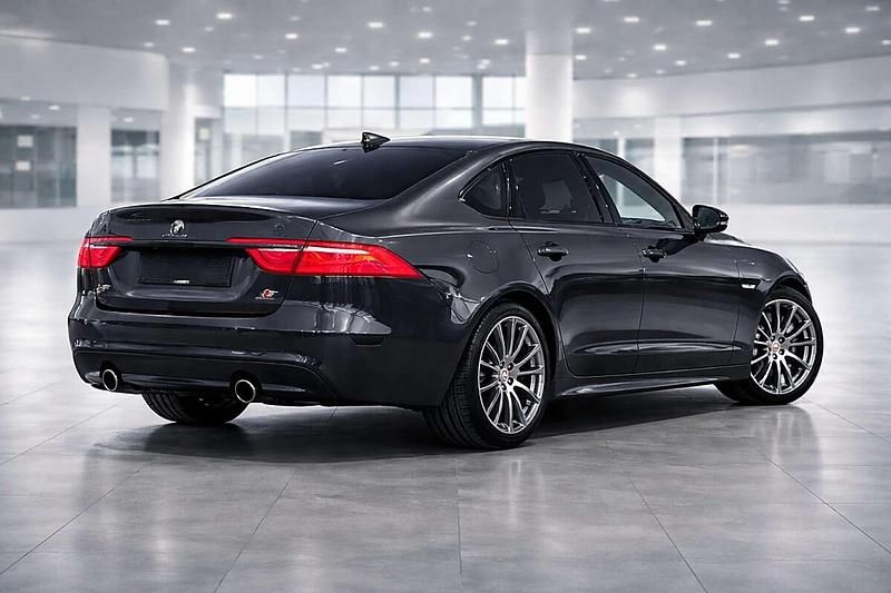 Gebraucht Jaguar XF S 381 PS (280 kW) 2018 Grau Limousine