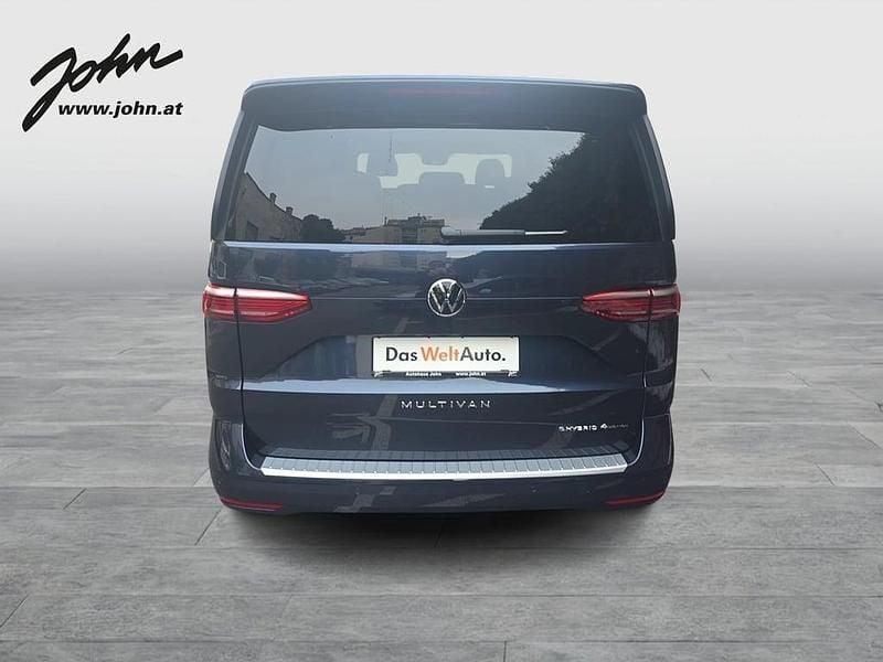 Neu VW Multivan Business 245 PS (180 kW) 2026 Mittelblau  metallic Van