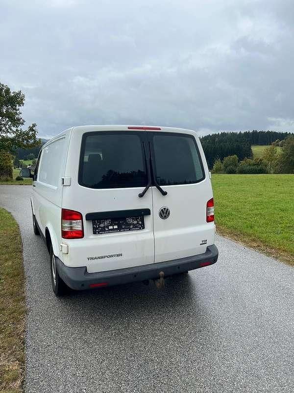 Gebraucht VW T5 140 PS (102 kW) 2011 Weiß Van