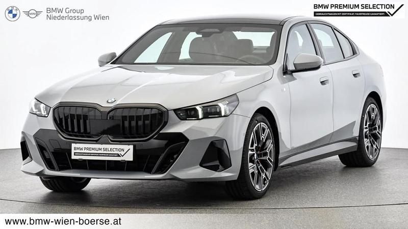 Grau Gebraucht 2024 BMW 520 Efficient Dynamics Limousine | € 59.992 (Superpreis) - Bild 1/4