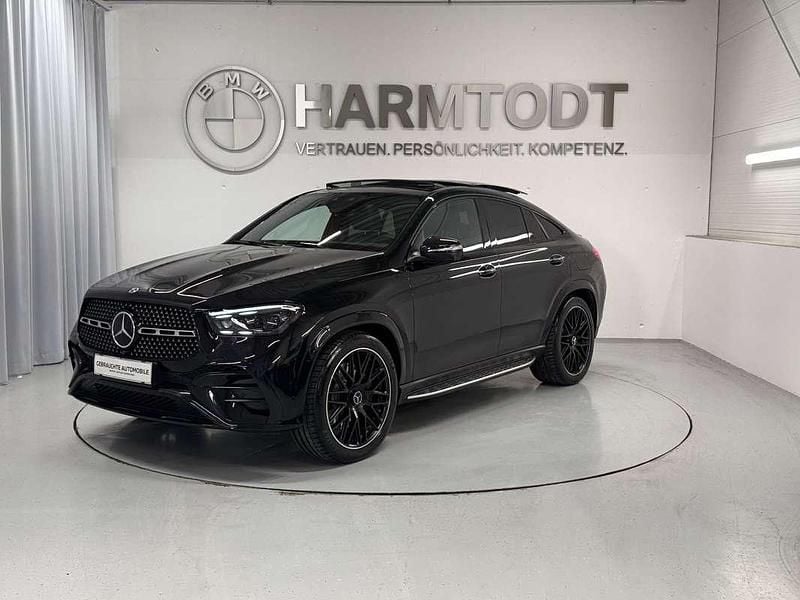 Schwarz Gebraucht 2024 Mercedes GLE400 Coupé | € 92.900 - Bild 1/3