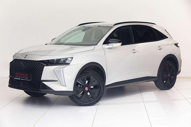 Silber Gebraucht 2024 DS Automobiles DS7 Crossback Performance SUV | € 33.900 (Fairer Preis) - Bild 1/4