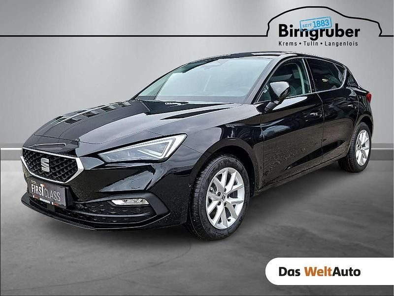 Schwarz metallic Neu 2025 Seat Leon Style Limousine | € 26.470 (Fairer Preis) - Bild 1/4