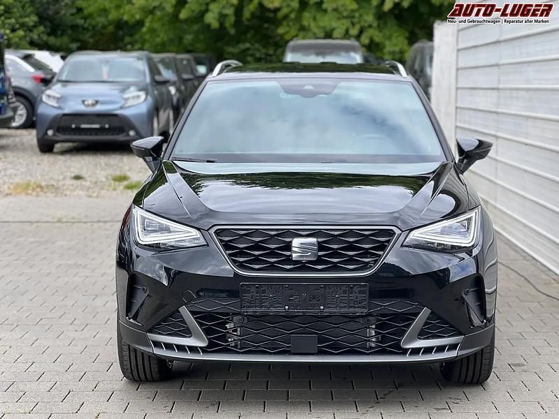 Neu Seat Arona FR 2025 Midnight schwarz metallic SUV