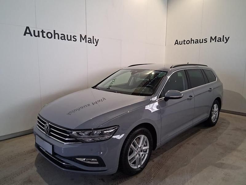 Gebraucht VW Passat Business 200 PS (147 kW) 2022 Mittelgrau  normal Kombi